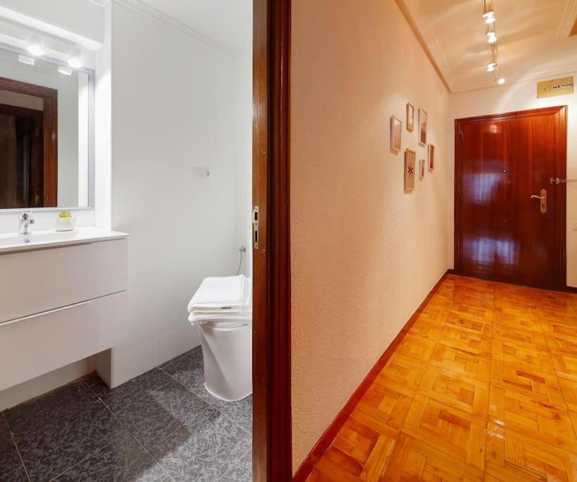 Apartamento Maura 2 Dormitorios Oviedo Buitenkant foto